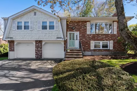 11 Harvard Cir, Needham, MA 02494
