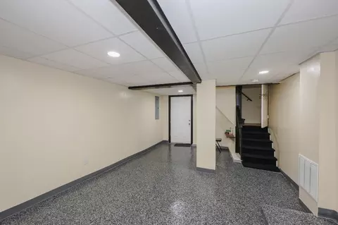 Entry Way - 43 Emerald St, Athol, MA 01331 photo 4 of 4