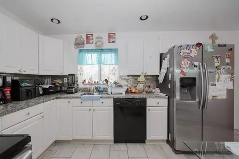 Kitchen - 43 Emerald St, Athol, MA 01331 photo 2 of 2