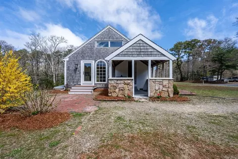 45 Old Phinneys Ln, Barnstable, MA 02630 photo 3
