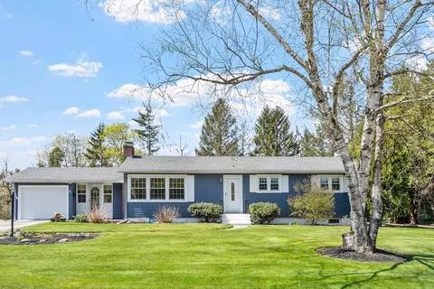 8 Burtenmare Cir, Paxton, MA 01612
