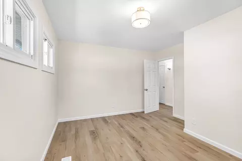 Bedroom - 15 Crestmont St, Springfield, MA 01108 photo 3 of 5