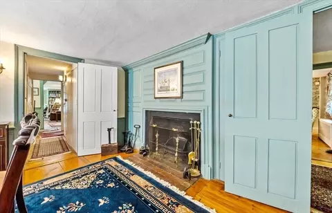 Entry Way - 102 Central St, Hingham, MA 02043 photo 1 of 3