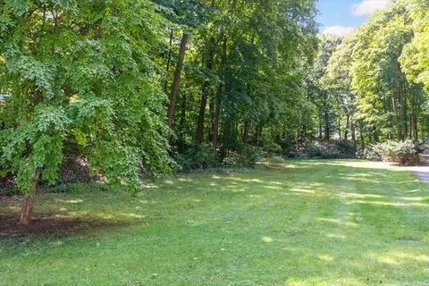 Exterior - 102 Central St, Hingham, MA 02043 photo 8 of 8