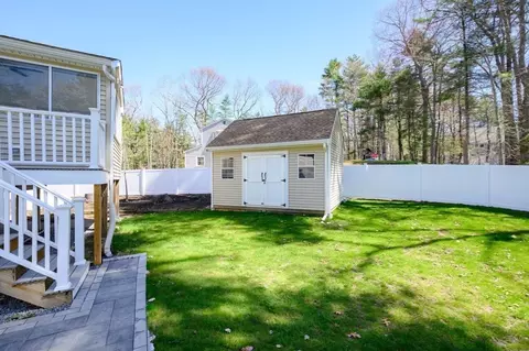Exterior - 345 Plain St, Hanover, MA 02339 photo 4 of 7