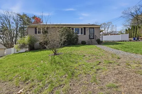 32 Malburn St, Leominster, MA 01453