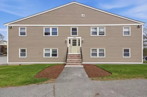 1524 Gorham St #110, Lowell, MA 01852