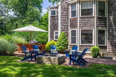 29 Pleasant St, Hingham, MA 02043 photo 37