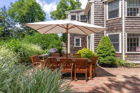 29 Pleasant St, Hingham, MA 02043 photo 38