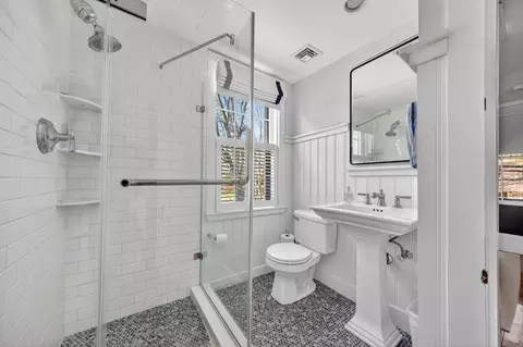 29 Pleasant St, Hingham, MA 02043 photo 27