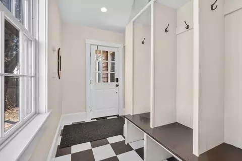 29 Pleasant St, Hingham, MA 02043 photo 12