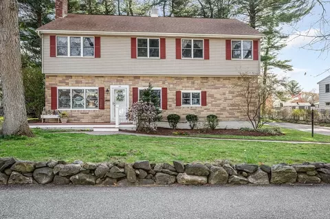 120 Nichols St, Wilmington, MA 01887