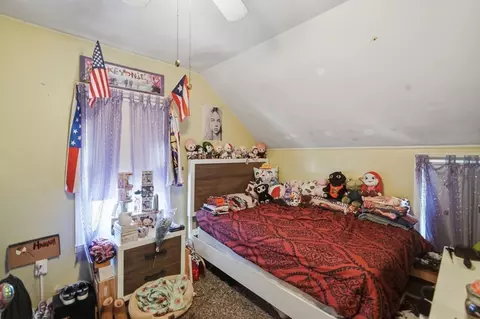 Bedroom - 91 Ardmore St, Springfield, MA 01104 photo 3 of 5