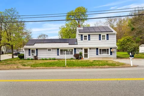 583 Chandler St, Tewksbury, MA 01876