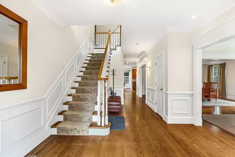 52 Longacre Rd, Needham, MA 02492 photo 3