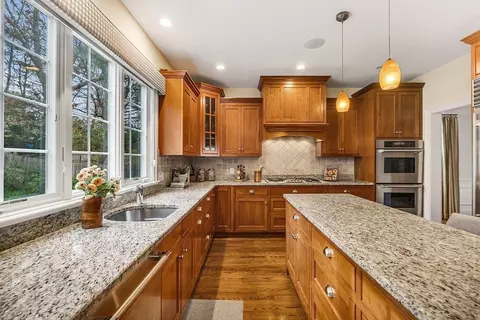 52 Longacre Rd, Needham, MA 02492 photo 9