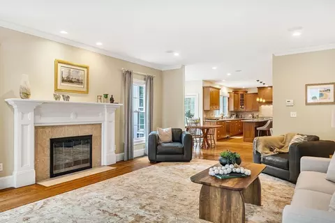 52 Longacre Rd, Needham, MA 02492 photo 13