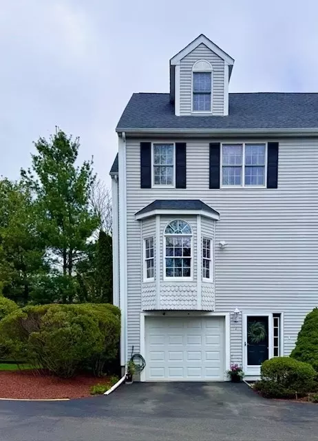 1 Sunnyside Dr #1, Plainville, MA 02762