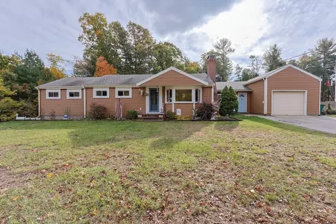 26 Pierce Dr, Pembroke, MA 02359