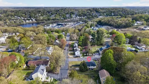 View/Area - 34 E 6th St, Lowell, MA 01850 photo 3 of 6