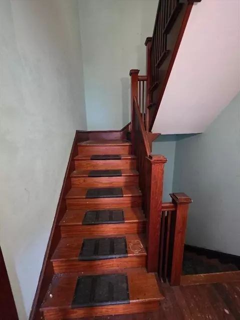 27 Bond St, Fall River, MA 02720 photo 40