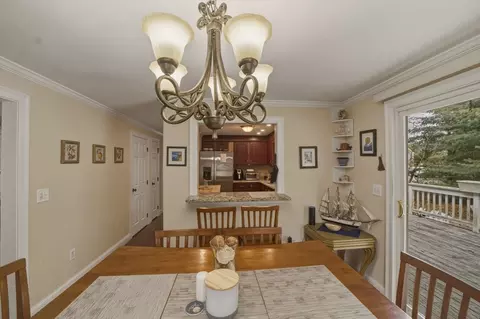 Dining - 50 Samoset Rd, Barnstable, MA 02648 photo 1 of 2