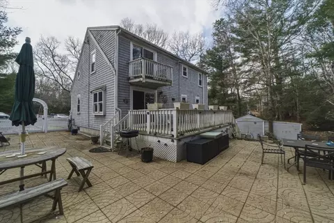 Exterior - 50 Samoset Rd, Barnstable, MA 02648 photo 7 of 8