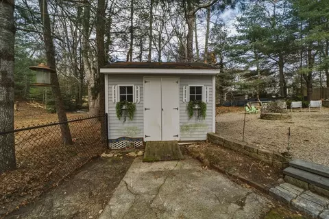 Exterior - 50 Samoset Rd, Barnstable, MA 02648 photo 3 of 8