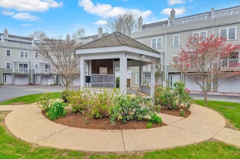 78 Summer St #6, Arlington, MA 02474