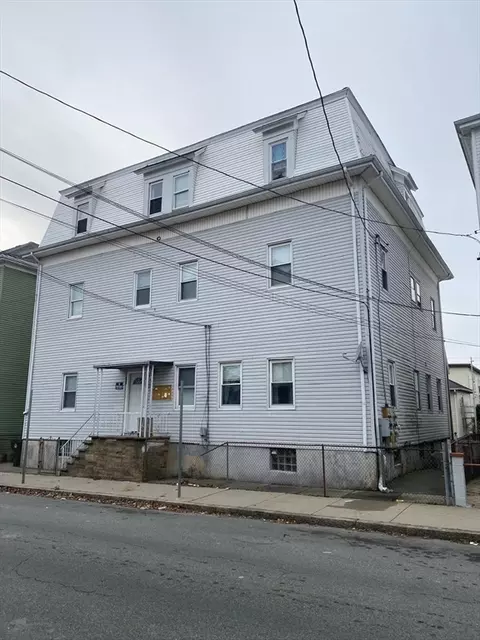 153 Jencks St, Fall River, MA 02723