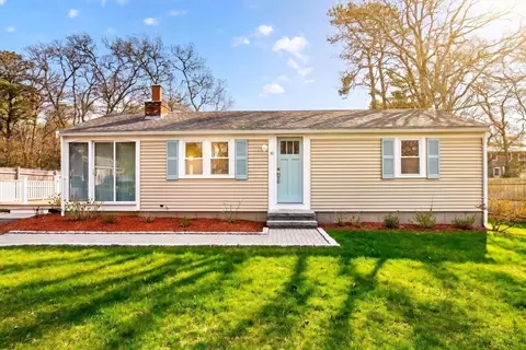 10 Danielle Dr, Dennis, MA 02660