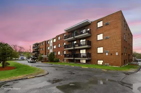 1000 Governors Dr #4, Winthrop, MA 02152