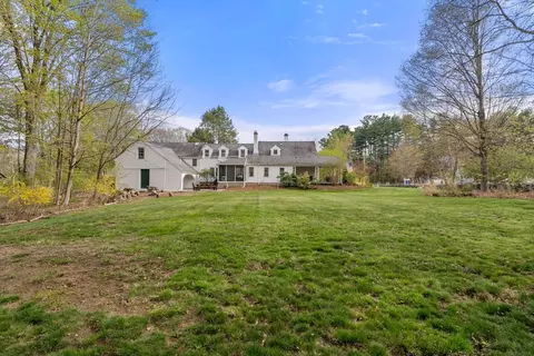 Exterior - 187 Mill St, Framingham, MA 01701 photo 11 of 12