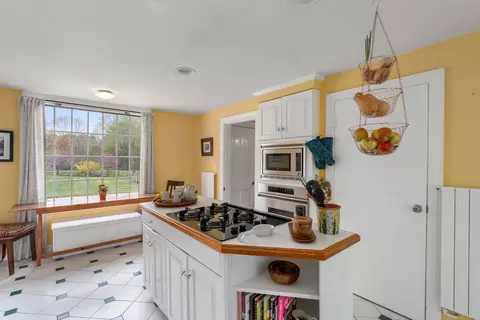 Kitchen - 187 Mill St, Framingham, MA 01701 photo 2 of 3