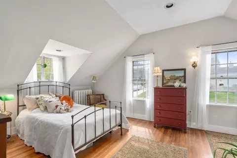 Bedroom - 187 Mill St, Framingham, MA 01701 photo 3 of 9