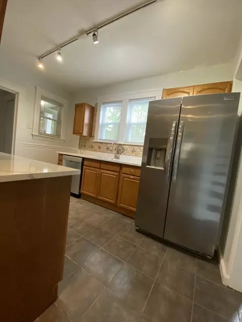 Kitchen - 14 Saint Elmo Rd, Worcester, MA 01602 photo 3 of 4