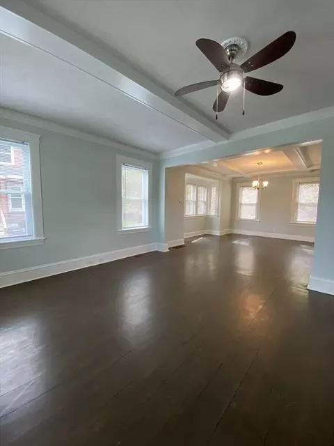 Living - 14 Saint Elmo Rd, Worcester, MA 01602 photo 2 of 4