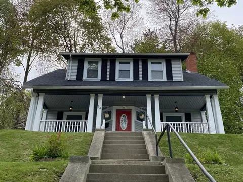 Exterior - 14 Saint Elmo Rd, Worcester, MA 01602 photo 2 of 2