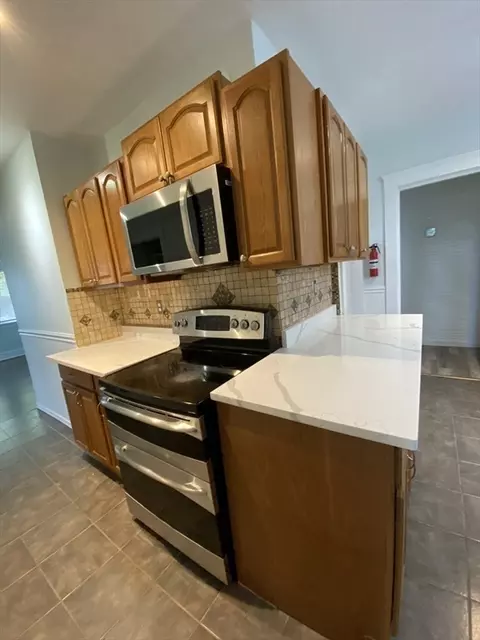 Kitchen - 14 Saint Elmo Rd, Worcester, MA 01602 photo 4 of 4