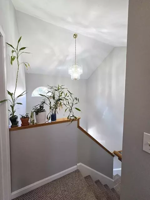 Entry Way - 27 Middlesex Ave, Worcester, MA 01604 photo 4 of 4