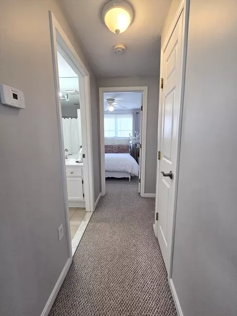 Entry Way - 27 Middlesex Ave, Worcester, MA 01604 photo 3 of 4