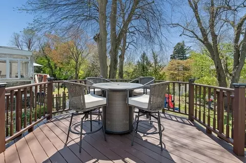 Exterior - 223 Beverly Rd, Worcester, MA 01605 photo 8 of 14