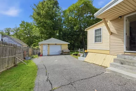 Exterior - 95 Cedar St, Framingham, MA 01702 photo 6 of 10