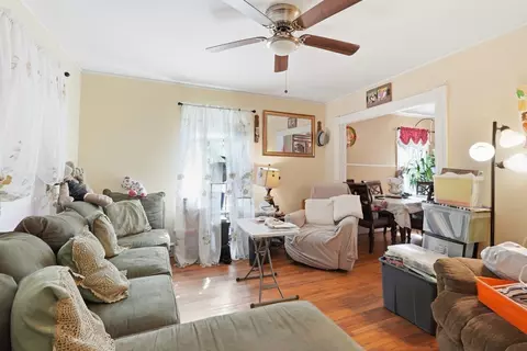Living - 95 Cedar St, Framingham, MA 01702 photo 1 of 2