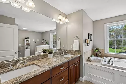 Bath - 249 Boxboro Rd, Stow, MA 01775 photo 2 of 7