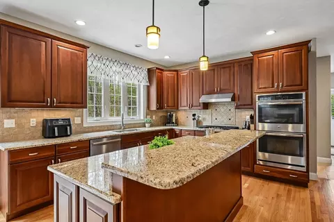 Kitchen - 249 Boxboro Rd, Stow, MA 01775 photo 1 of 4