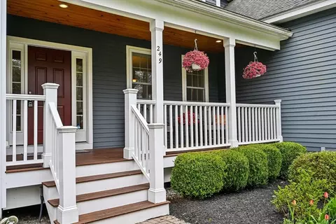 Exterior - 249 Boxboro Rd, Stow, MA 01775 photo 3 of 6