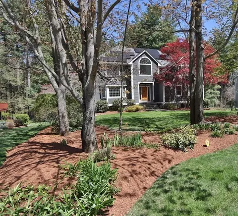15 Major Hale Dr, Framingham, MA 01701