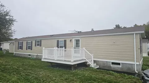 789 N Main St, West Bridgewater, MA 02379