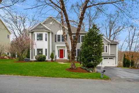25 Stirling St, Andover, MA 01810